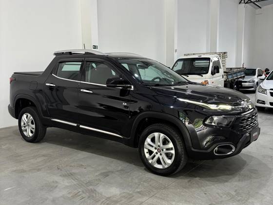 FIAT TORO 2.4 16V MULTIAIR FLEX VOLCANO AT9